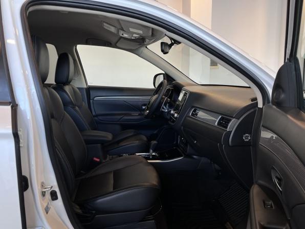 Mitsubishi Outlander III Рестайлинг 3 с пробегом 2021 года, цена 3 240 000 рублей, 51286 км, внедорожник, Автокод Объявления