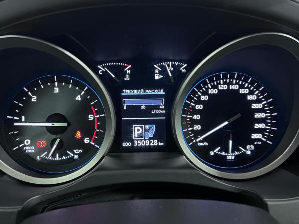 Toyota Land Cruiser 200 Series Рестайлинг 1 с пробегом 2013 года, цена 2 999 000 рублей, 350700 км, внедорожник, Автокод Объявления