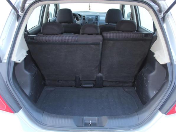 Nissan Tiida I Рестайлинг с пробегом 2011 года, цена 835 000 рублей, 112387 км, хэтчбек, Автокод Объявления