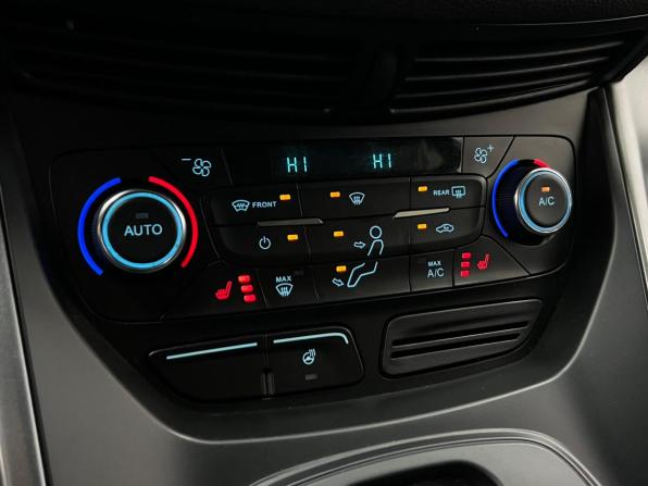 Ford Kuga II Рестайлинг с пробегом 2018 года, цена 1 680 000 рублей, 111372 км, внедорожник, Автокод Объявления