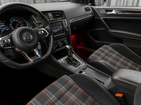 Volkswagen Golf GTI VII с пробегом 2014 года, цена 1 880 000 рублей, 172270 км, хэтчбек, Автокод Объявления