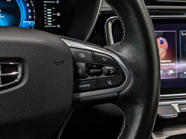 Geely Atlas Pro с пробегом 2022 года, цена 1 690 000 рублей, 64886 км, внедорожник, Автокод Объявления
