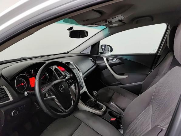 Opel Astra J с пробегом 2012 года, цена 640 000 рублей, 170000 км, хэтчбек, Автокод Объявления