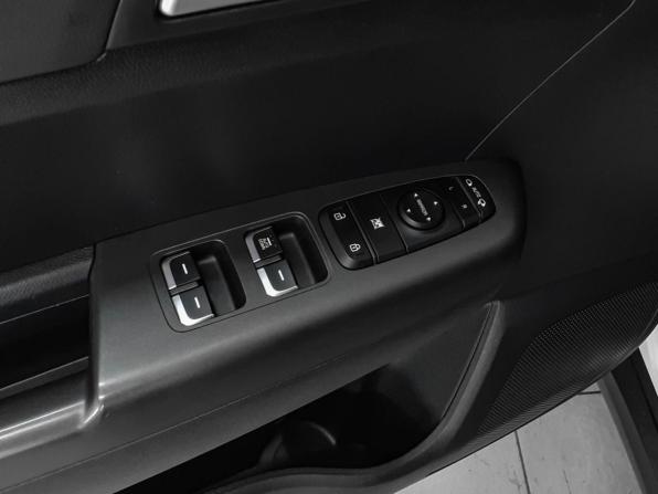 Kia Sportage IV Рестайлинг с пробегом 2020 года, цена 2 920 000 рублей, 84938 км, внедорожник, Автокод Объявления