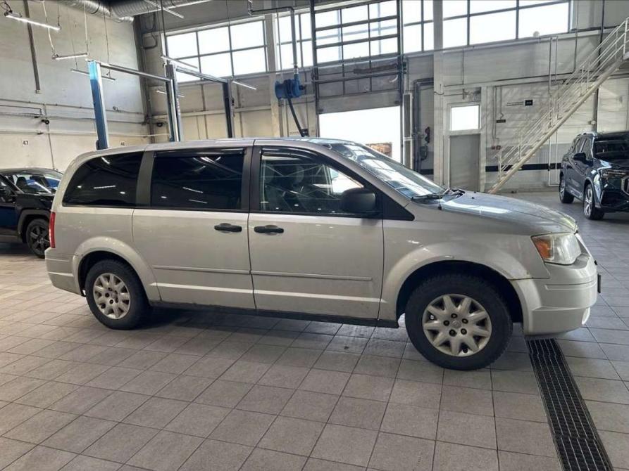 Chrysler Town &amp; Country V Санкт-Петербург  - изображение 4