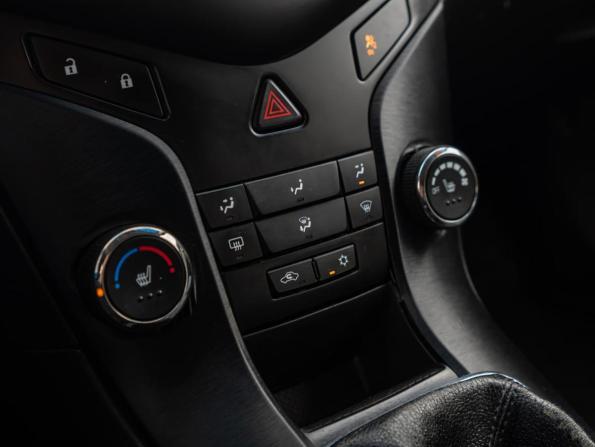 Chevrolet Cruze I Рестайлинг с пробегом 2014 года, цена 963 000 рублей, 164514 км, хэтчбек, Автокод Объявления