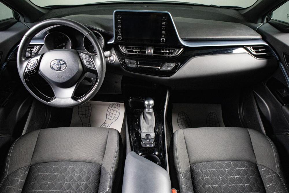 Toyota C-HR I Рестайлинг Сургут  - изображение 13