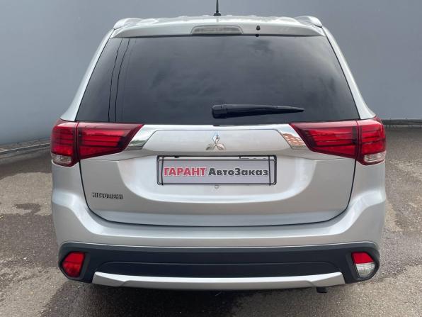 Mitsubishi Outlander III Рестайлинг 2 с пробегом 2015 года, цена 1 720 000 рублей, 185720 км, внедорожник, Автокод Объявления