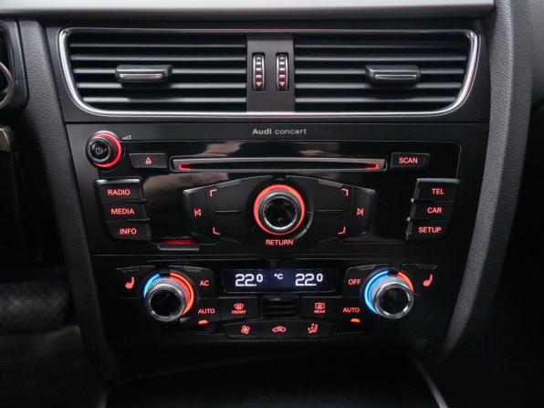Audi A4 IV (B8) Рестайлинг с пробегом 2012 года, цена 1 237 000 рублей, 202300 км, седан, Автокод Объявления
