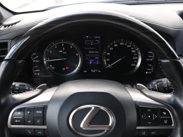 Lexus LX III Рестайлинг 2 с пробегом 2019 года, цена 9 800 000 рублей, 75270 км, внедорожник, Автокод Объявления