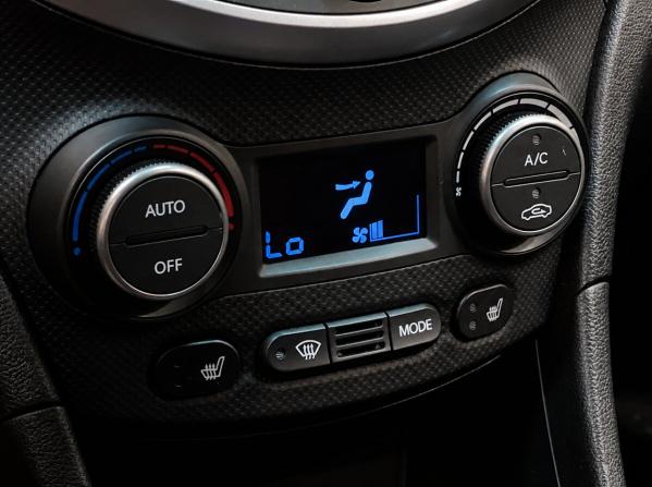 Hyundai Solaris I Рестайлинг с пробегом 2016 года, цена 1 079 500 рублей, 132400 км, седан, Автокод Объявления