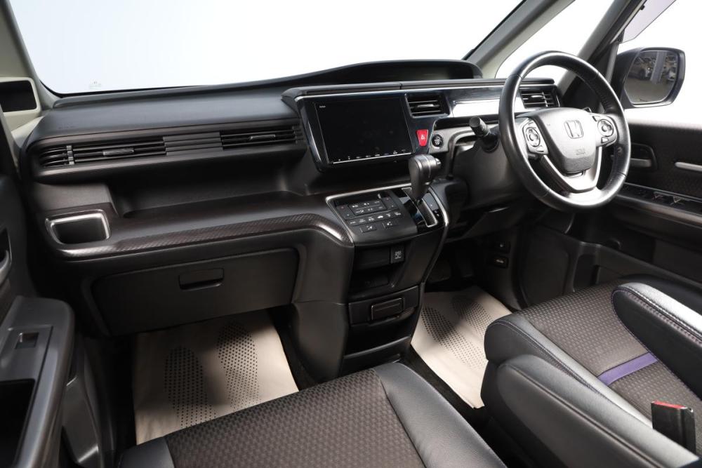 Honda Stepwgn V Рестайлинг Новосибирск  - изображение 9