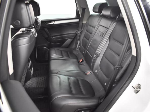 Volkswagen Touareg II с пробегом 2012 года, цена 2 389 900 рублей, 159957 км, внедорожник, Автокод Объявления