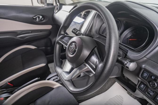 Nissan Note II Рестайлинг с пробегом 2017 года, цена 1 039 000 рублей, 118100 км, хэтчбек, Автокод Объявления