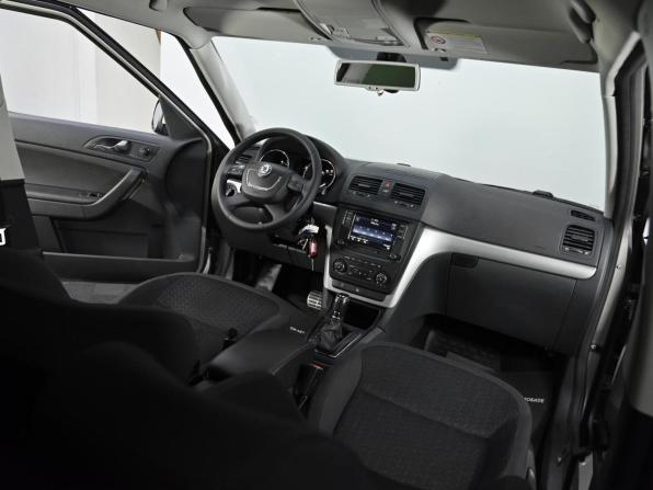 Skoda Yeti I с пробегом 2013 года, цена 899 000 рублей, 178000 км, внедорожник, Автокод Объявления