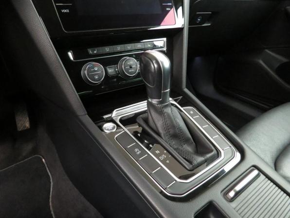 Volkswagen Passat B8 с пробегом 2017 года, цена 1 790 000 рублей, 177900 км, седан, Автокод Объявления
