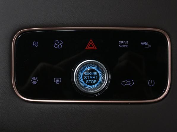Exeed VX I Рестайлинг с пробегом 2024 года, цена 3 890 000 рублей, 9243 км, внедорожник, Автокод Объявления