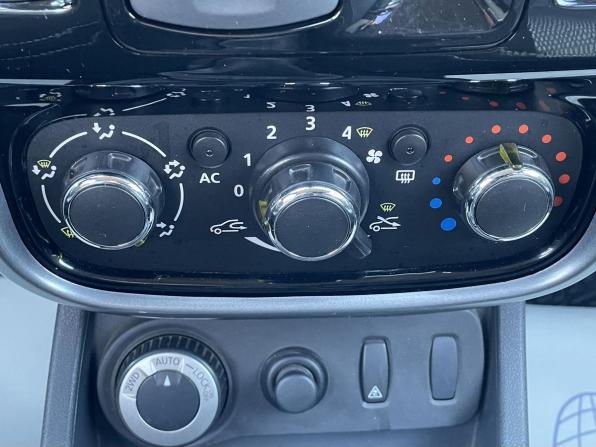 Renault Duster I с пробегом 2013 года, цена 715 000 рублей, 300678 км, внедорожник, Автокод Объявления