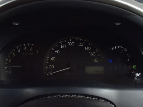 Toyota Ipsum II (M20) с пробегом 2002 года, цена 679 999 рублей, 248827 км, компактвэн, Автокод Объявления