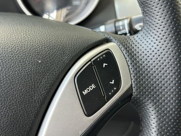 Hyundai Elantra V (MD) с пробегом 2012 года, цена 719 000 рублей, 265717 км, седан, Автокод Объявления