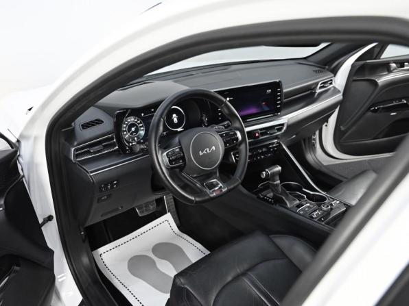 Kia K5 III с пробегом 2022 года, цена 1 849 000 рублей, 44974 км, седан, Автокод Объявления