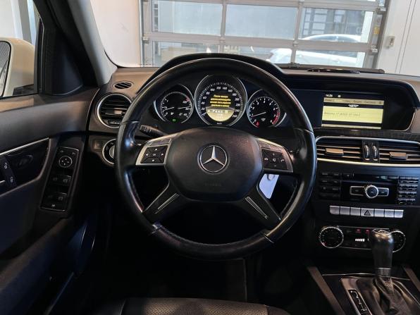 Mercedes-Benz C-Класс III (W204) Рестайлинг с пробегом 2011 года, цена 1 500 000 рублей, 142550 км, седан, Автокод Объявления