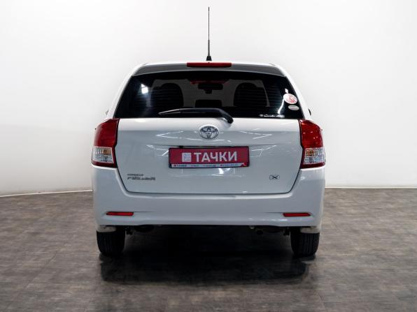 Toyota Corolla XI (E160 E170 E180) с пробегом 2014 года, цена 1 020 000 рублей, 195259 км, универсал, Автокод Объявления