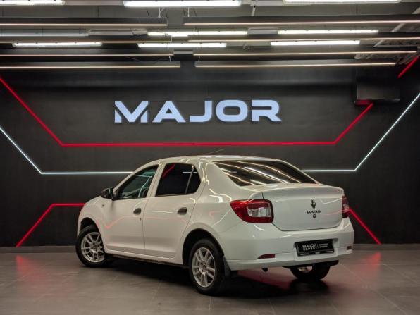 Renault Logan II Рестайлинг с пробегом 2020 года, цена 1 000 000 рублей, 68382 км, седан, Автокод Объявления