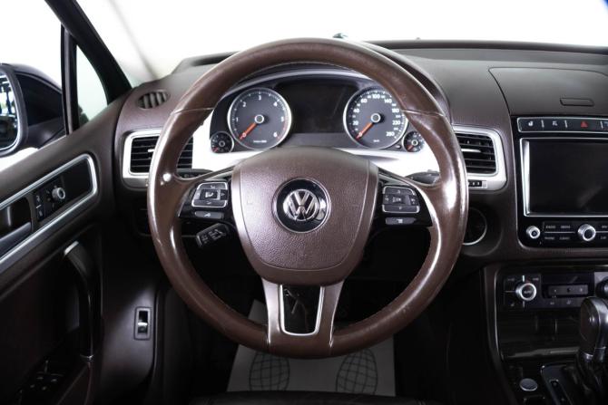 Volkswagen Touareg II Рестайлинг с пробегом 2015 года, цена 3 200 000 рублей, 144000 км, внедорожник, Автокод Объявления