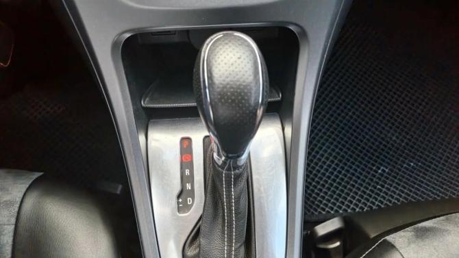 Opel Astra J Рестайлинг с пробегом 2013 года, цена 799 900 рублей, 136988 км, хэтчбек, Автокод Объявления