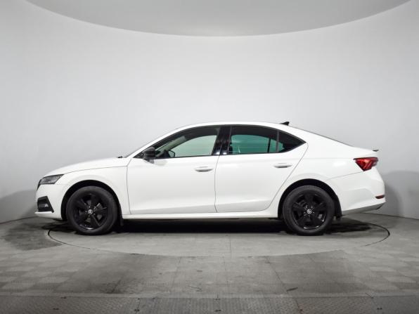 Skoda Octavia IV (A8) с пробегом 2021 года, цена 2 100 000 рублей, 95950 км, лифтбек, Автокод Объявления