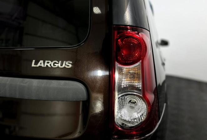 Lada (ВАЗ) Largus I с пробегом 2018 года, цена 740 000 рублей, 162892 км, универсал, Автокод Объявления