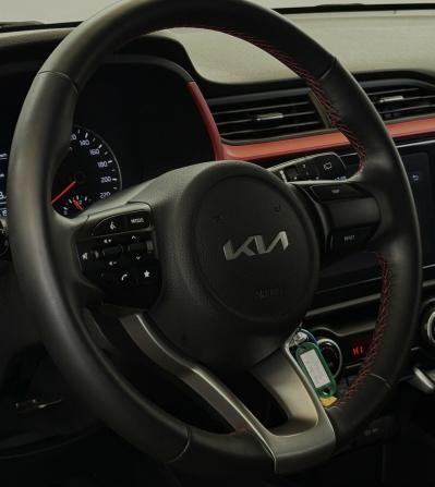 Kia Rio IV Рестайлинг с пробегом 2022 года, цена 1 920 000 рублей, 71952 км, хэтчбек, Автокод Объявления