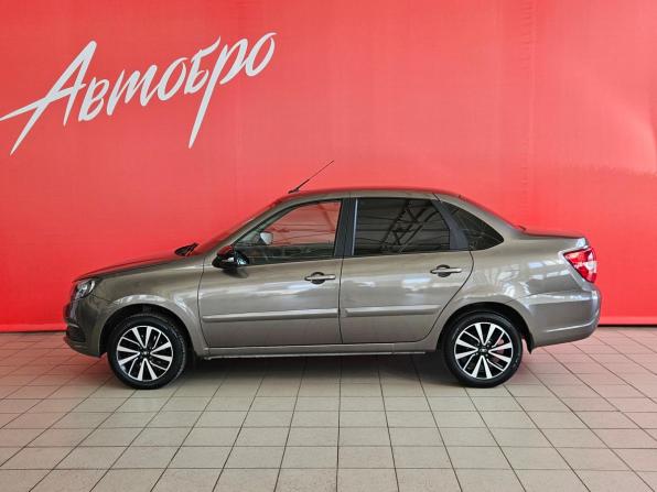 Lada (ВАЗ) Granta I Рестайлинг с пробегом 2022 года, цена 779 000 рублей, 36991 км, седан, Автокод Объявления