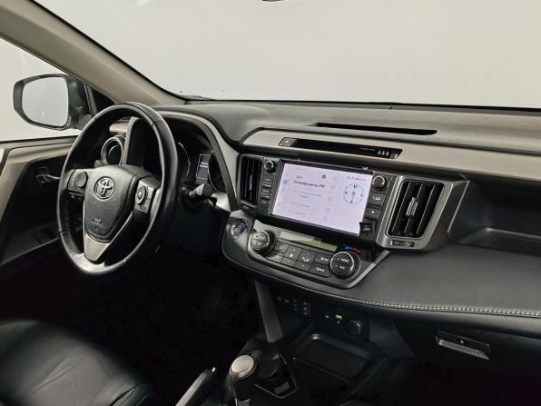 Toyota RAV4 IV (XA40) Рестайлинг с пробегом 2019 года, цена 2 199 000 рублей, 215554 км, внедорожник, Автокод Объявления