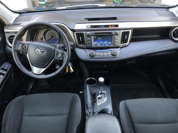 Toyota RAV4 IV (XA40) с пробегом 2015 года, цена 1 994 500 рублей, 107791 км, внедорожник, Автокод Объявления