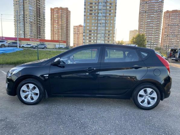 Hyundai Solaris I Рестайлинг с пробегом 2015 года, цена 850 000 рублей, 125224 км, хэтчбек, Автокод Объявления
