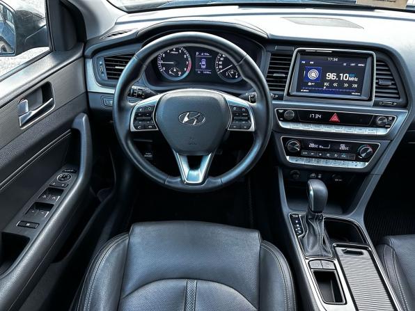 Hyundai Sonata VII (LF) Рестайлинг с пробегом 2019 года, цена 1 880 000 рублей, 143760 км, седан, Автокод Объявления