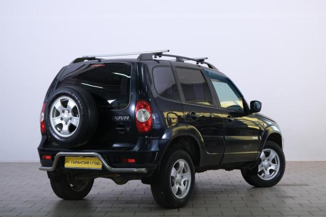 Chevrolet Niva I Рестайлинг с пробегом 2011 года, цена 599 000 рублей, 160500 км, внедорожник, Автокод Объявления