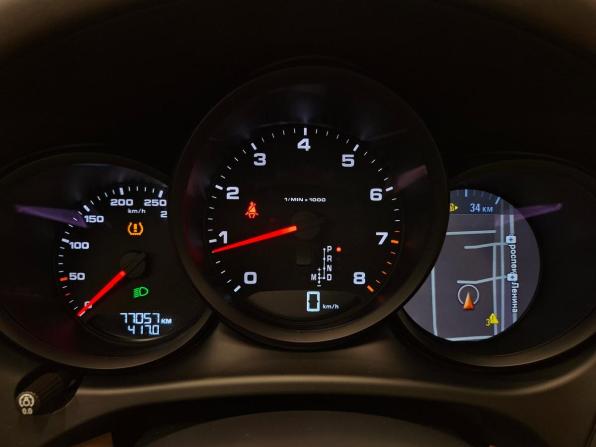 Porsche Macan I Рестайлинг с пробегом 2021 года, цена 5 490 000 рублей, 77030 км, внедорожник, Автокод Объявления