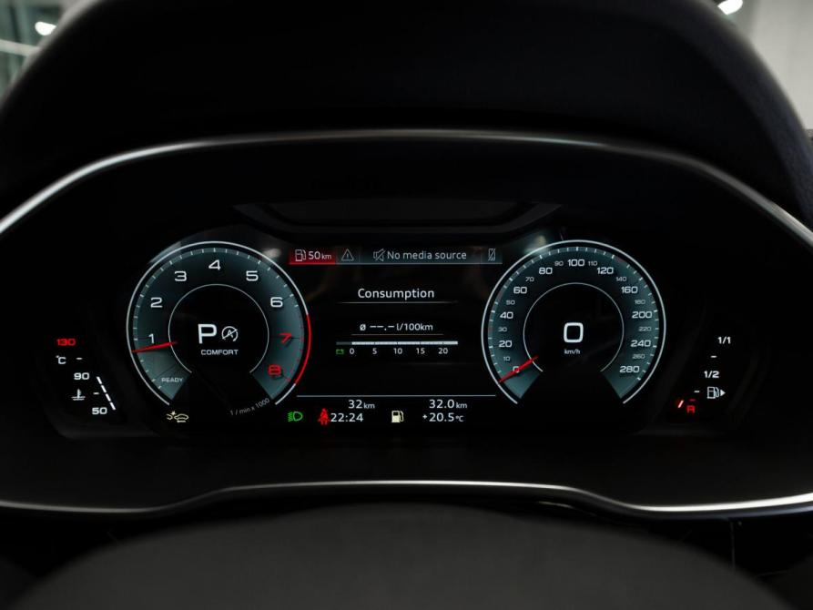 Audi Q3 II (F3) Москва  - изображение 12