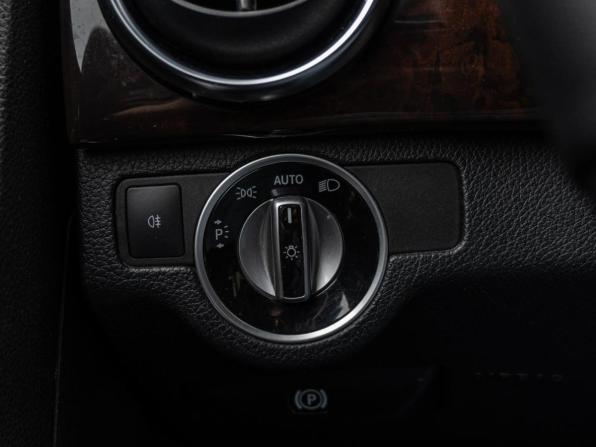 Mercedes-Benz GLK-Класс I (X204) Рестайлинг с пробегом 2013 года, цена 1 660 000 рублей, 241847 км, внедорожник, Автокод Объявления