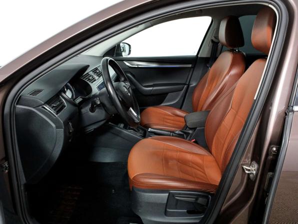 Skoda Octavia III (A7) Рестайлинг с пробегом 2018 года, цена 1 648 000 рублей, 186518 км, лифтбек, Автокод Объявления