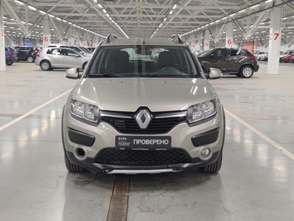 Renault Sandero II с пробегом 2016 года, цена 910 000 рублей, 96401 км, хэтчбек, Автокод Объявления