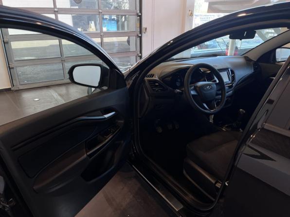 Lada (ВАЗ) Vesta I с пробегом 2019 года, цена 860 000 рублей, 170914 км, седан, Автокод Объявления