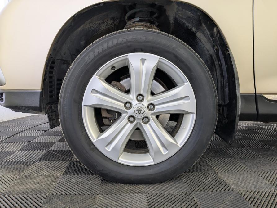 Toyota Highlander II (XU40) Рестайлинг Москва  - изображение 15