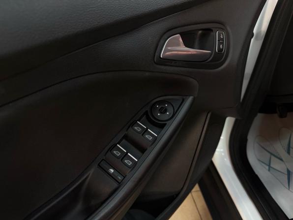 Ford Focus III Рестайлинг с пробегом 2019 года, цена 1 160 000 рублей, 161000 км, седан, Автокод Объявления