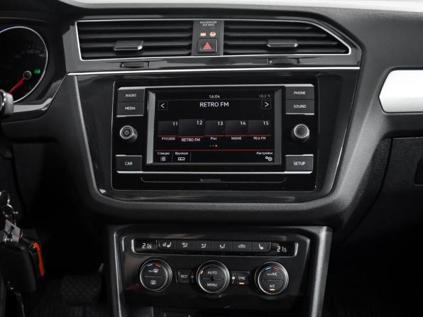 Volkswagen Tiguan II с пробегом 2018 года, цена 1 860 000 рублей, 90099 км, внедорожник, Автокод Объявления