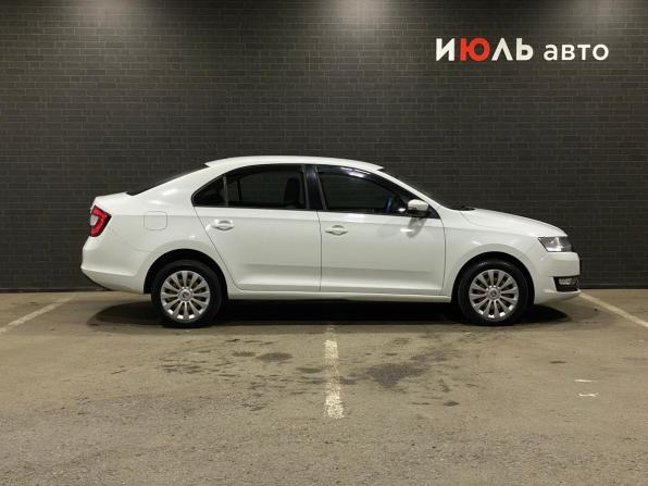 Skoda Rapid I Рестайлинг с пробегом 2019 года, цена 1 330 000 рублей, 128004 км, лифтбек, Автокод Объявления