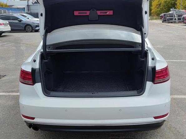 Audi A4 V (B9) с пробегом 2016 года, цена 1 720 000 рублей, 151600 км, седан, Автокод Объявления